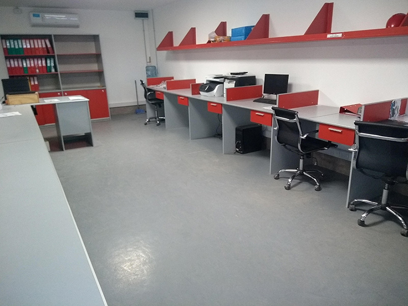 Módulo de oficinas en obra